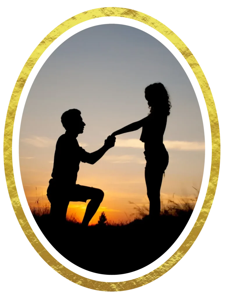 marco dorado con foto de pedida de mano en rancho san juan diego